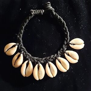 Vintage Cowrie shell braided bracelet